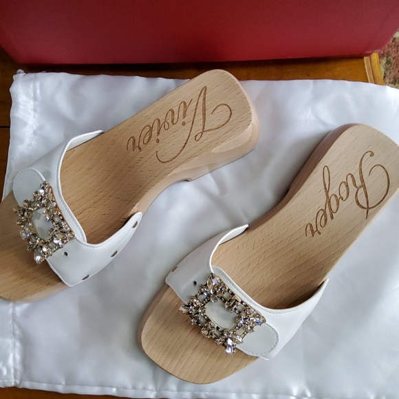 Roger Vivier Embellished Leather Slide Glogs! NWT! - Picture 4 of 8